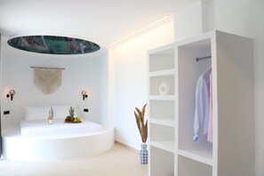 Suite, Balcony, River View | Iron/ironing board, free WiFi - Yengeç Adults Only (Ula)