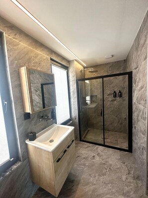 Bathroom - Yengeç (Ula)