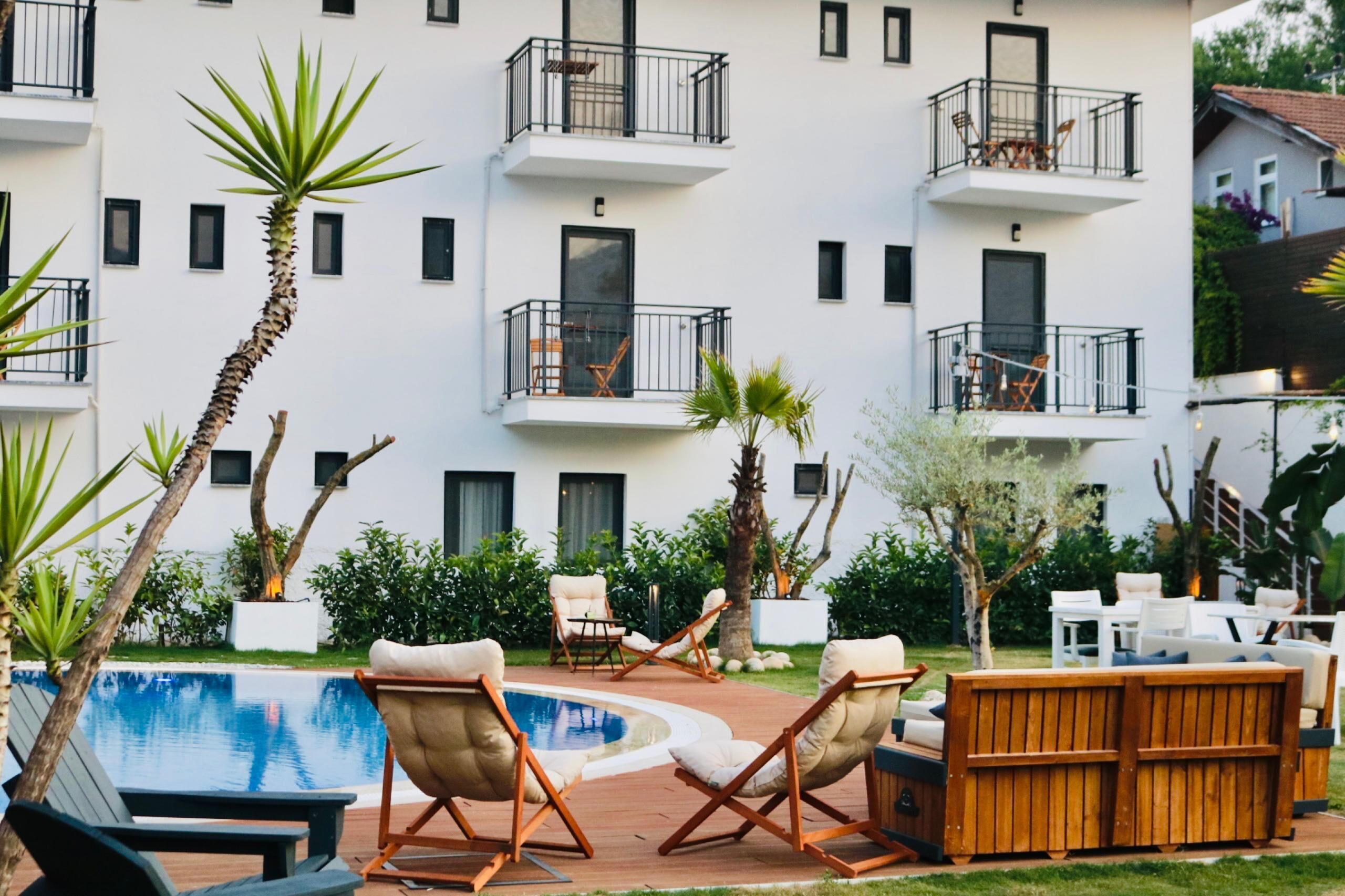 المنشأة من الخارج