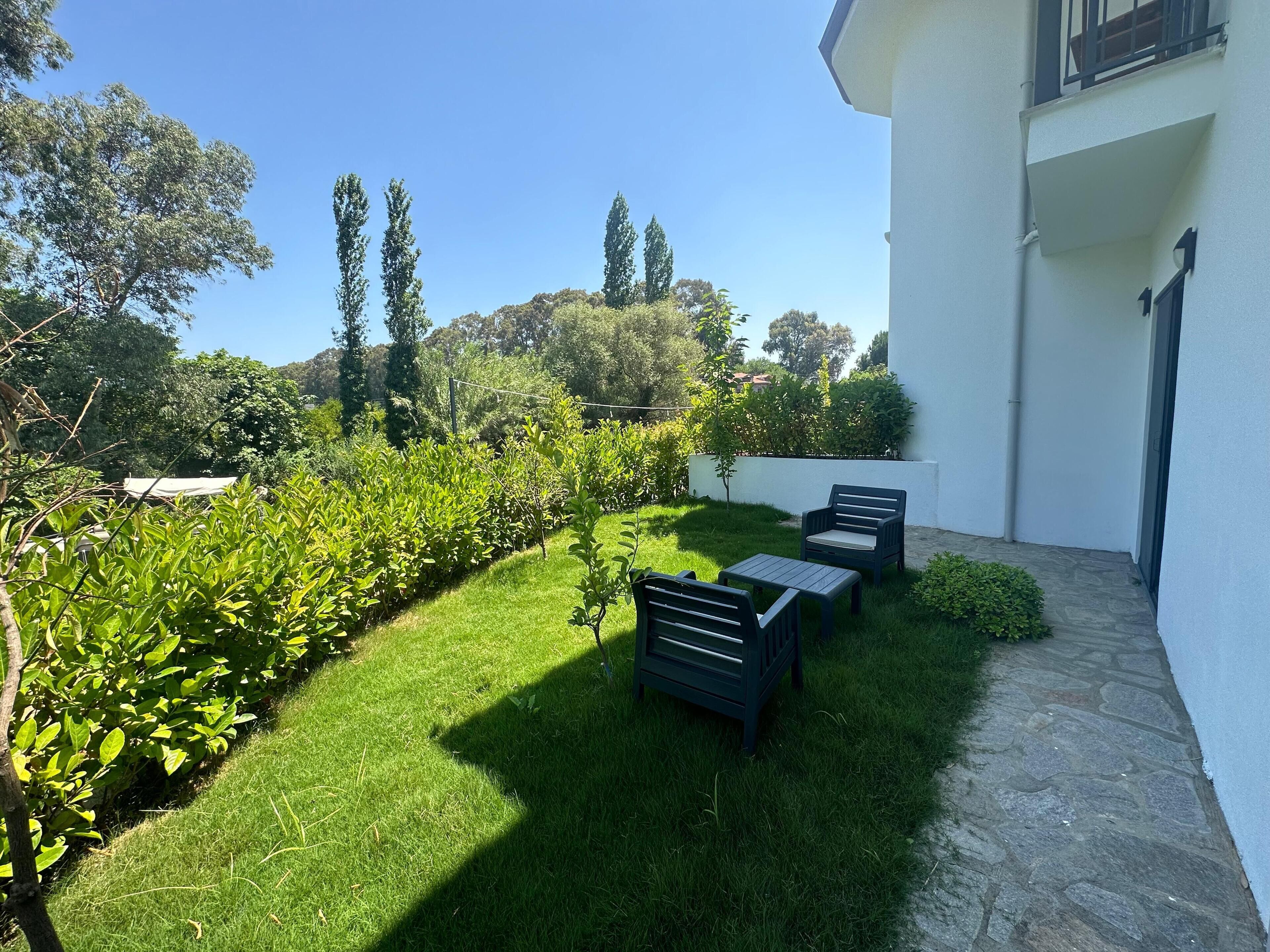 Suite, Garden View | Terrace/patio