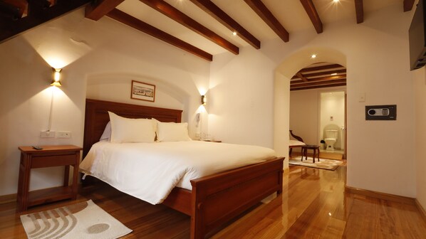 Family Suite, 2 Bedrooms | In-room safe, desk, blackout drapes, free WiFi