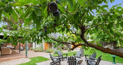 Main Street Retreat, 2 Bdrm, 2 Bath Home, Firepit!