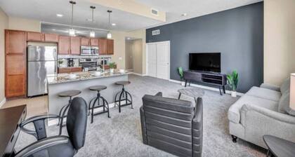 Cityview Escape • Stylish 1BR + Gym & Free Parking