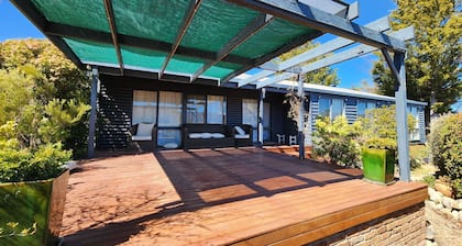 Kalkite Cottage - Perfect Family Retreat in the quiet village of Kalkite relax looki