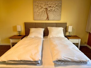 Chambre Double, vue cour intérieure