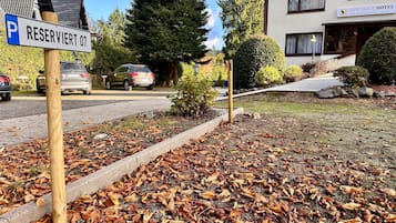 Free self-parking