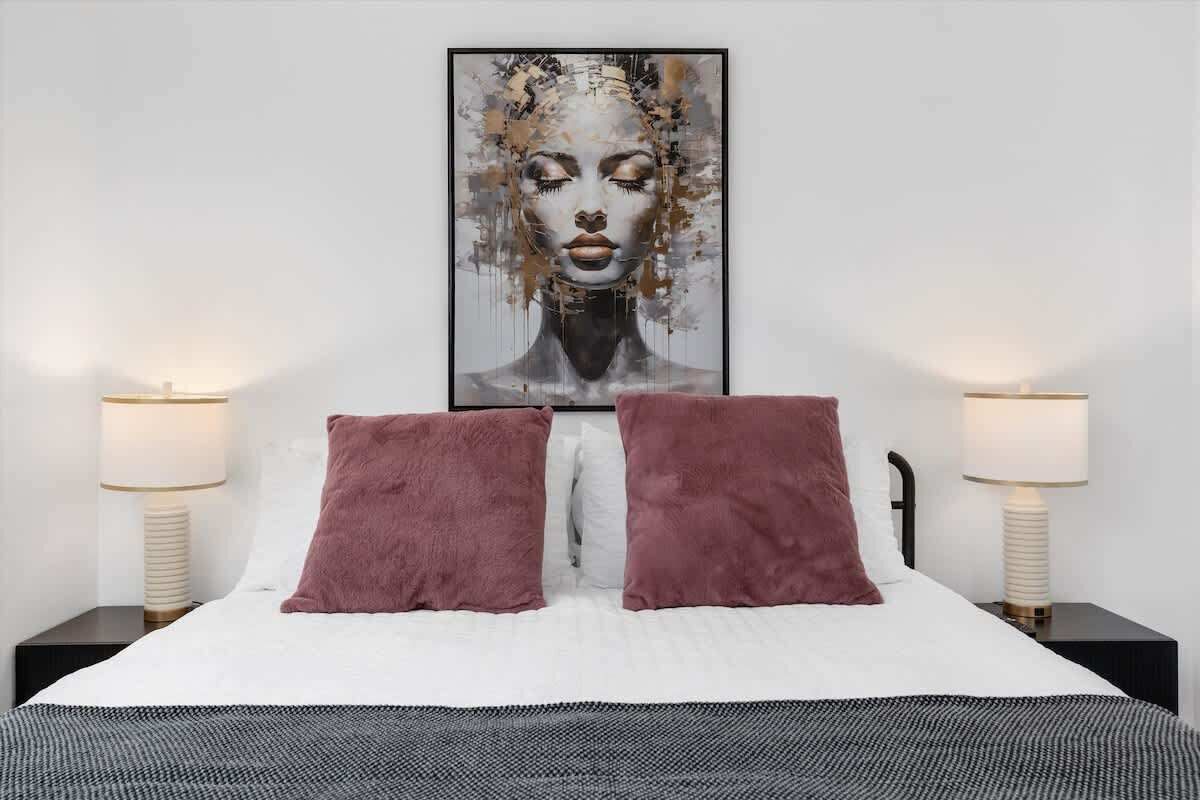 5 bedrooms, iron/ironing board, travel crib, WiFi