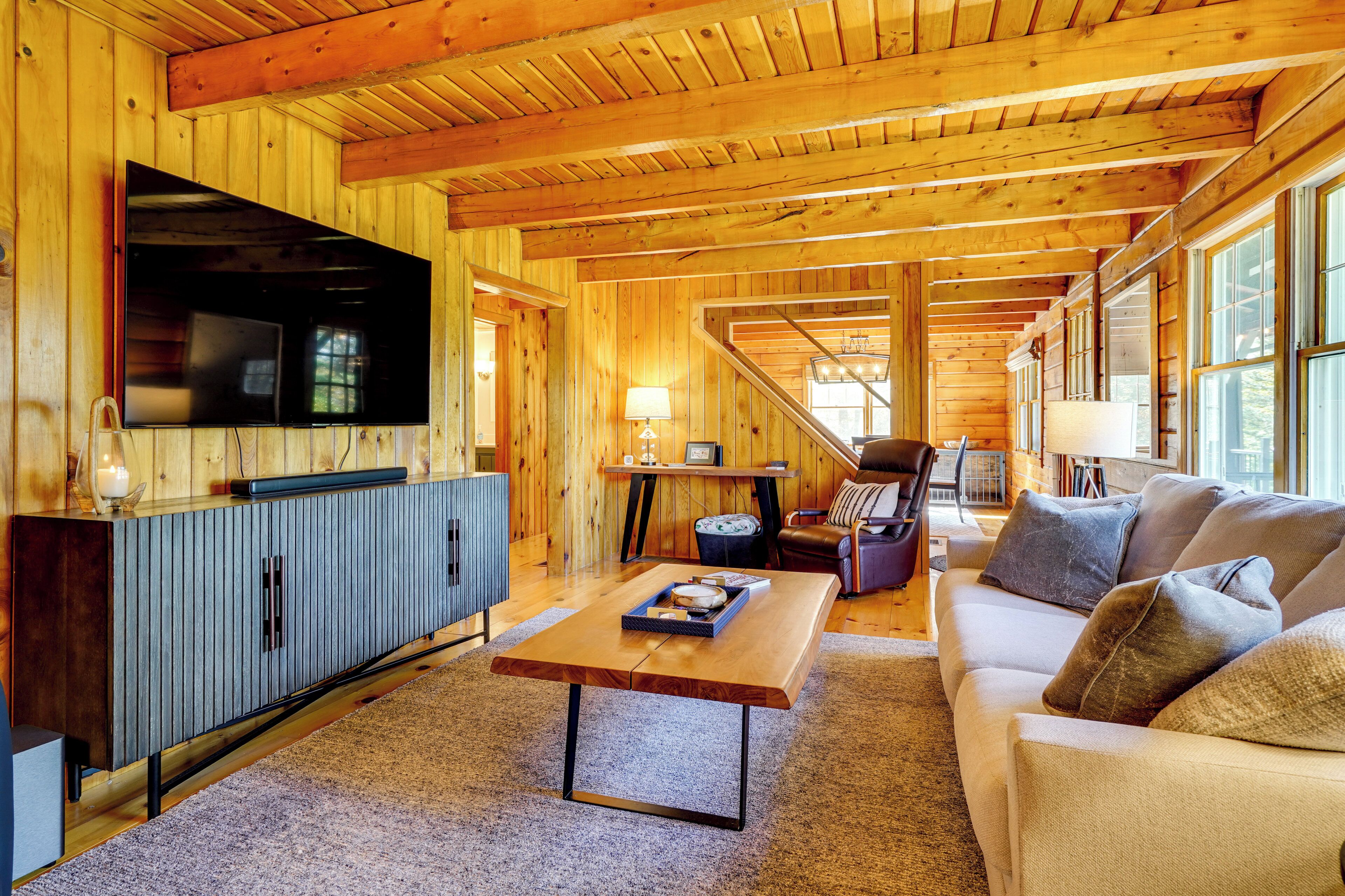 TV, fireplace, books, stereo