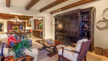 Luxury Villa, Ocean View | Living room