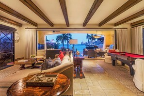 Luxe villa, uitzicht op oceaan | Woonkamer