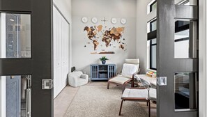 Nhà, nhiều giường, có thể sử dụng hồ bơi, quang cảnh hồ bơi (Love Shack) | Nội thất