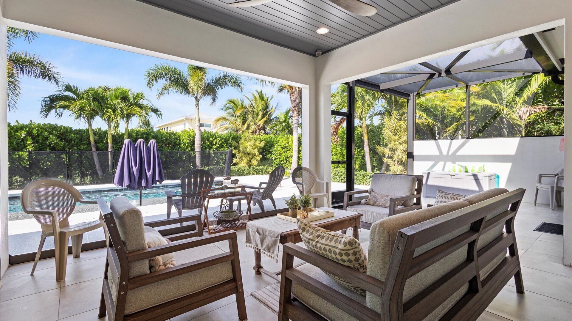 House, Multiple Beds, Pool Access, Pool View (Love Shack) | Outdoor dining