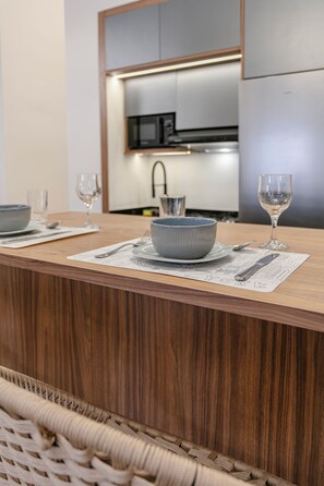 Dining - 2 Bedroom Art Deco Apartment - Centre Marrakech Guéliz (Marrakech)