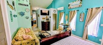 Tranquil studio with AC in quiet Merritt Island neighborhood