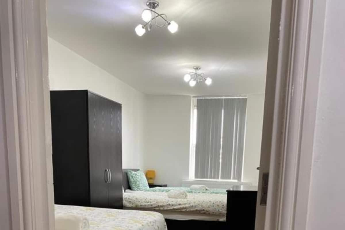 Chambres insonorisées, fer et planche à repasser, Wi-Fi gratuit