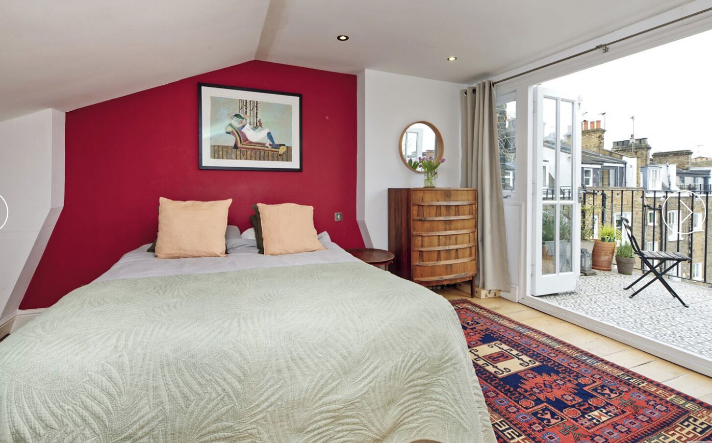 2 slaapkamers, een strijkplank/strijkijzer, gratis wifi, beddengoed