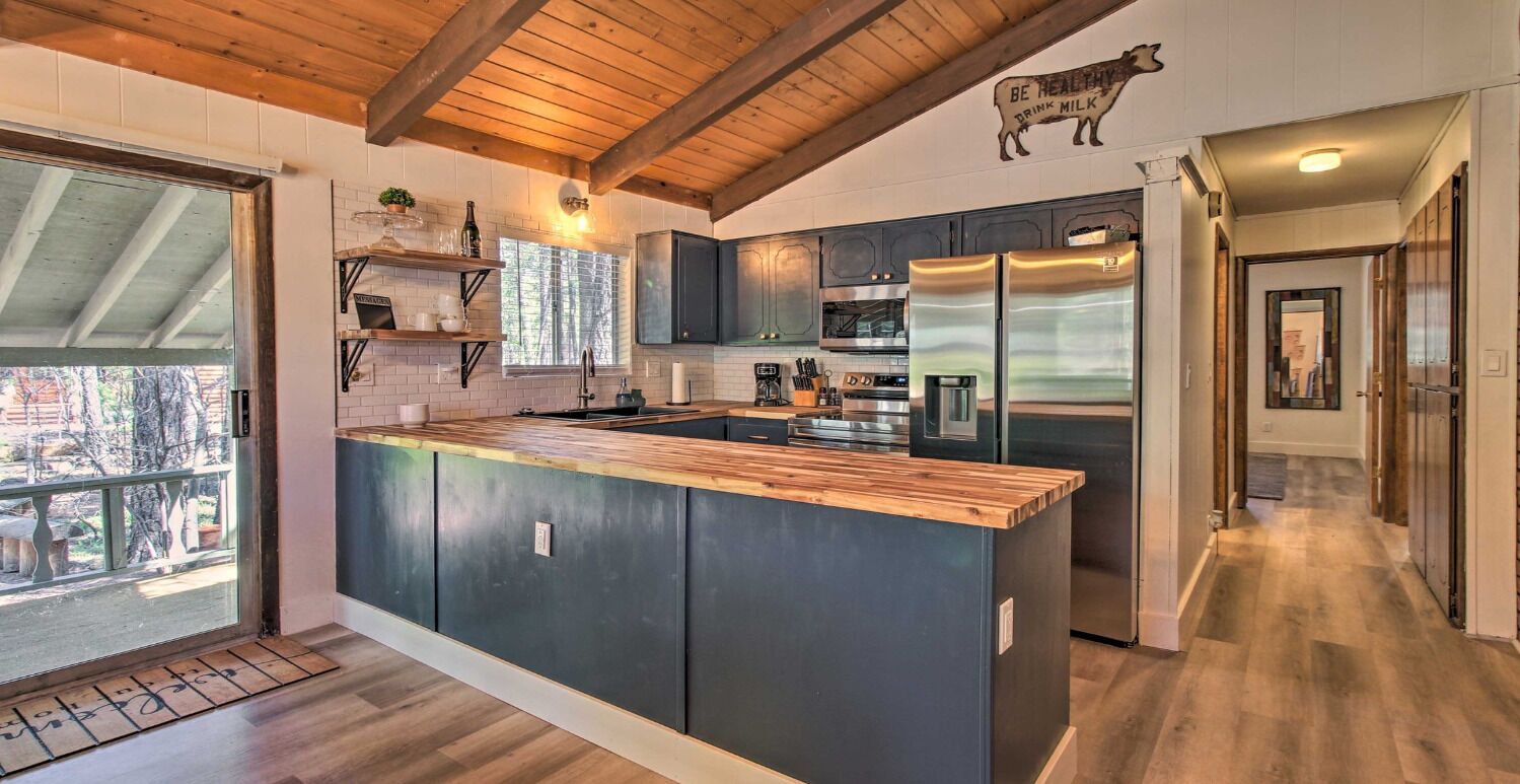 Micro-ondes, four, plaque de cuisson, lave-vaisselle