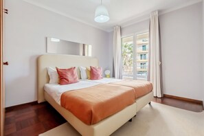 2 Schlafzimmer, Bügeleisen/Bügelbrett, Reisekinderbett, kostenloses WLAN