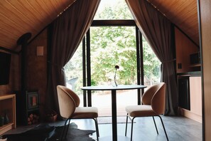 Suite, Pets allowed, Valley View | Dining