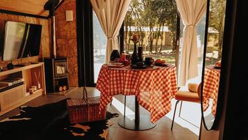 Svit - husdjur tillåtna - utsikt mot dalen | Restauranger