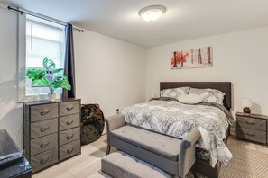 1 bedroom, iron/ironing board, Internet, bed sheets