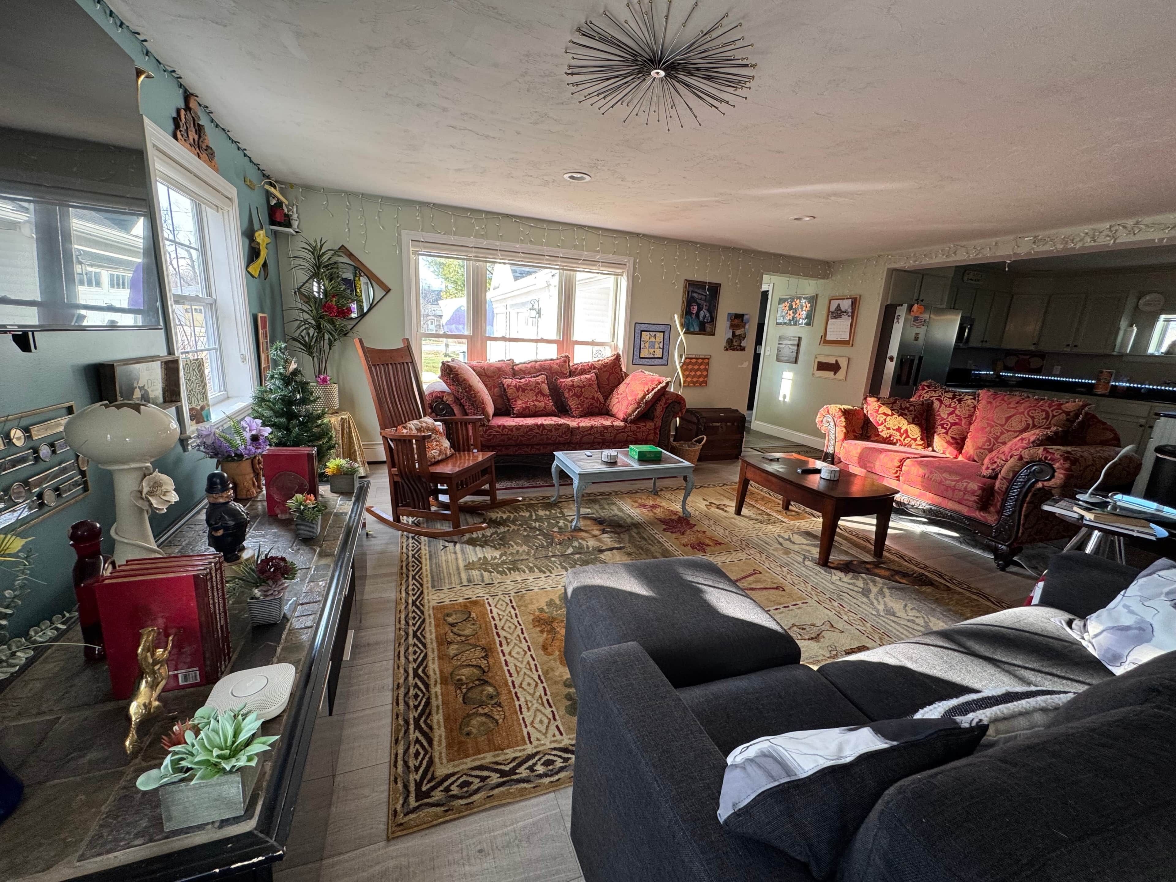 电视、壁炉、桌上足球