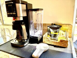 Coffee and/or coffee maker - Stunning Mountain View! Heated Saltwater Pool, King Beds, Pool Table (Phoenix)