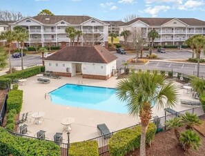 Pool - Salt-Tee Retreat, Barefoot Golf, Golfers Welcome (North Myrtle Beach)