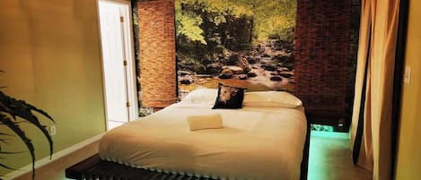 4 makuuhuonetta, silitysrauta/-lauta, vauvan matkasänky, Wi-Fi