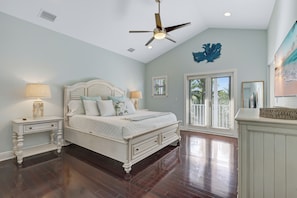 2 makuuhuonetta, silitysrauta/-lauta, ilmainen Wi-Fi, vuodevaatteet