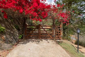 منزل - للمدخنين | 3 عدّة غرف نوم