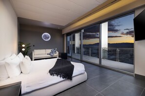 4 Schlafzimmer, Zimmersafe, Bügeleisen/Bügelbrett, kostenloses WLAN