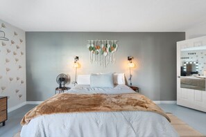 1 chambre, fer et planche à repasser, Wi-Fi, draps fournis