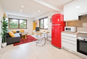 Forn, placa de cuina i rentaplats 