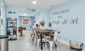 Dining - Venice Family Getaway w/ Game Room • Near Beaches (Venice)