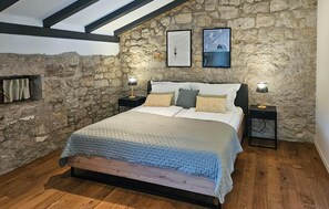 アイロン / アイロン台、旅行用ベビーベッド、WiFi (無料)