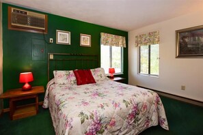 1 chambre, fer et planche à repasser, Wi-Fi gratuit, draps fournis