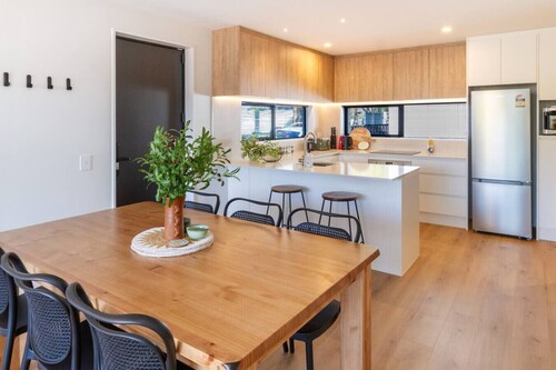 Walk In, Unwind & Feel Right at Home