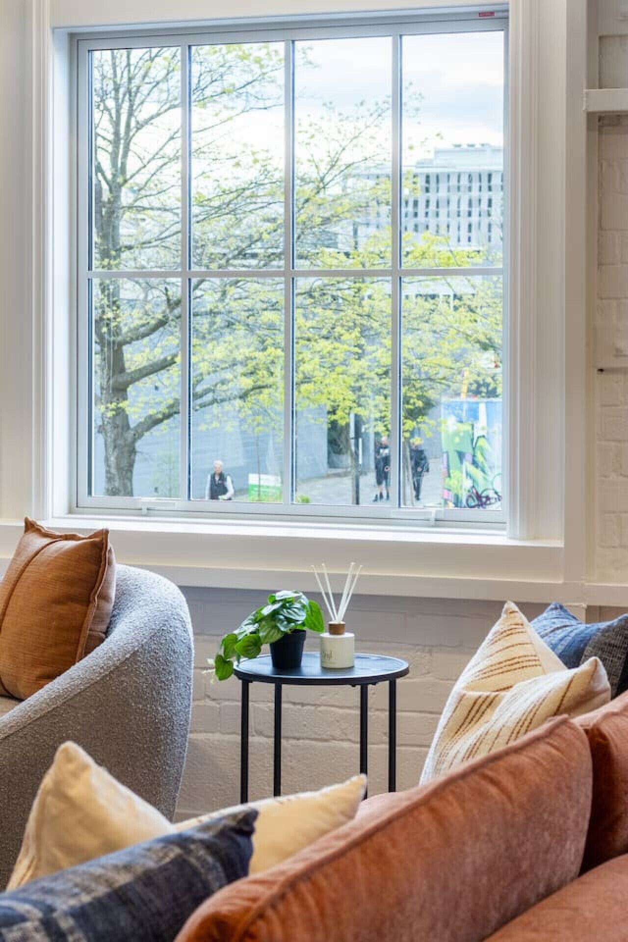 المنشأة من الداخل