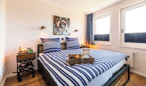 2 soverom, strykejern/-brett, reiseseng for barn og wi-fi (inkludert)