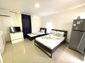 Deluxe Studio, Balcony, Pool View | In-room safe, free WiFi