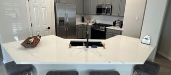 4BR Near Lake Conroe + Margaritaville - Boat Ramp Access, Pet Friendly, Sleep 13