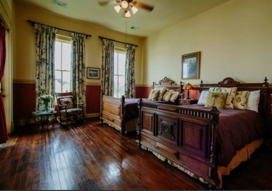 Blackout curtains, iron/ironing board, free WiFi