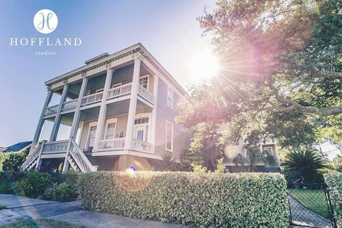 The Lasker Inn - B&B