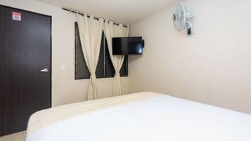 Habitación doble superior, 1 cama de matrimonio | Wifi gratis