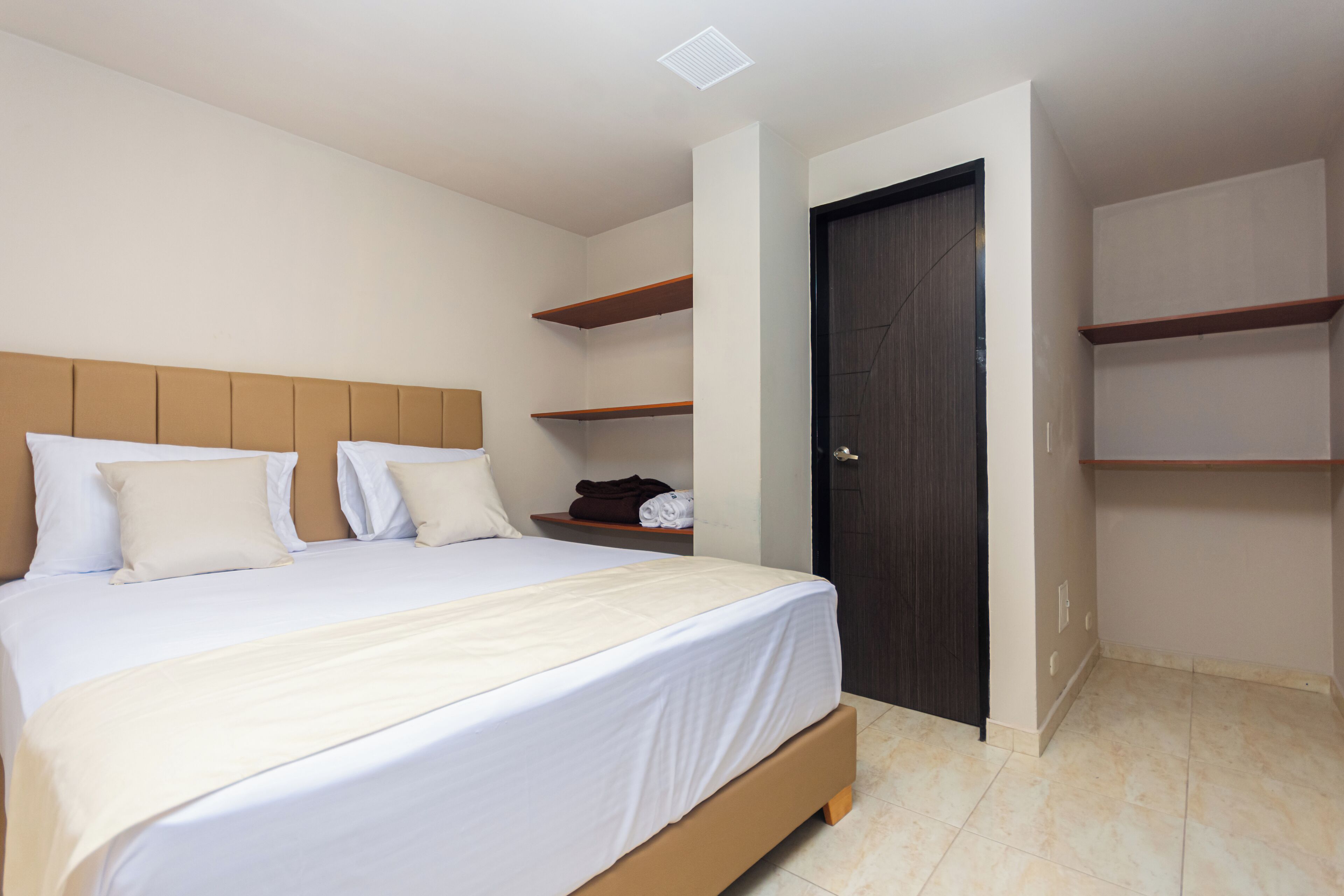 Kahden hengen superior-huone, 1 keskisuuri parisänky | Ilmainen Wi-Fi