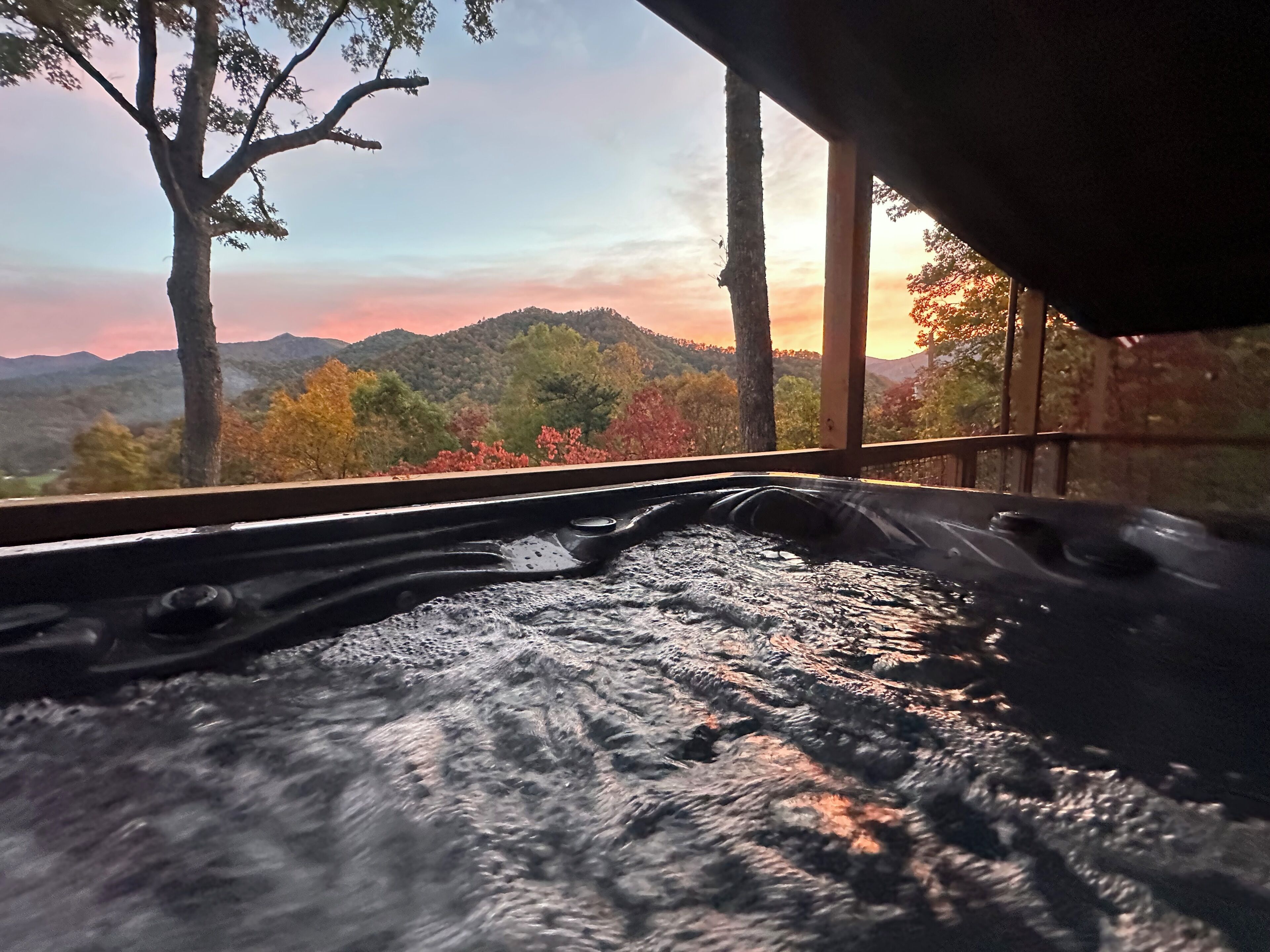 Tina de hidromasaje al aire libre