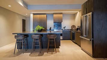 Luxury-Apartment, Meerblick | Eigene Küche | Großer Kühlschrank, Mikrowelle, Ofen, Herdplatte