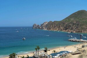 Condo superluxo, vista para o oceano | Vista para praia/oceano