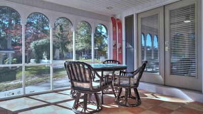 Cork Ferry Cottage at Lake Blackshear